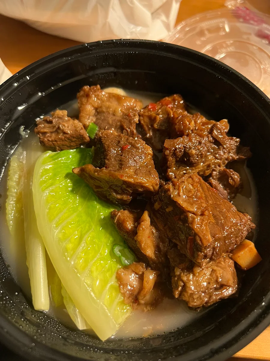 stewed beef brisket in chu hou sauce 柱侯萝卜牛腩饭